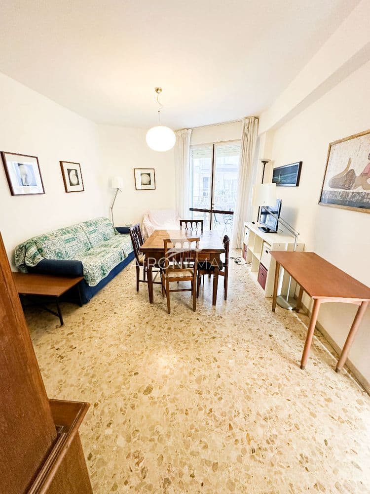 The alternative text...