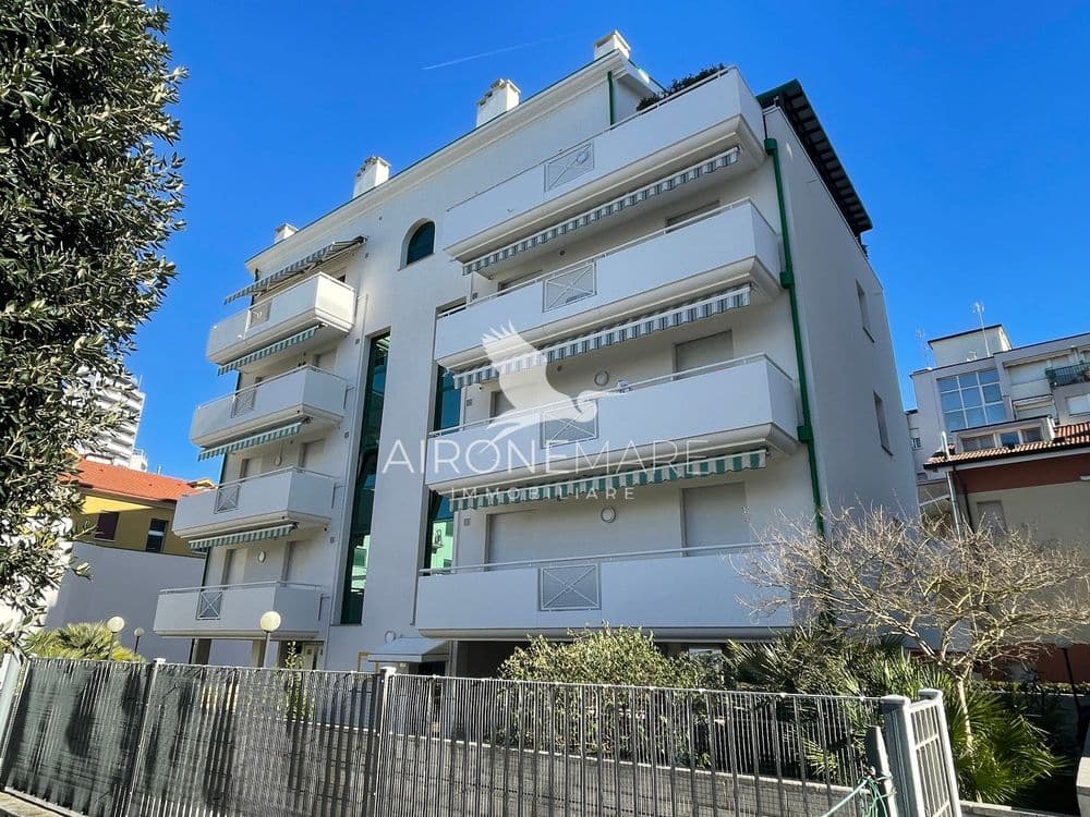 The alternative text...