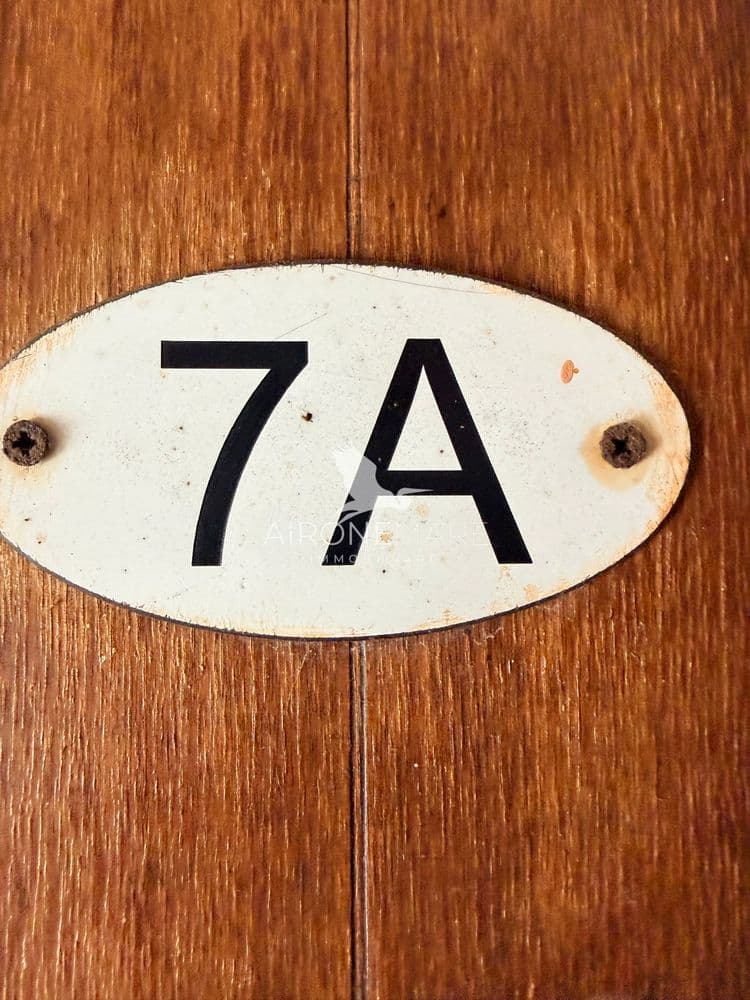 The alternative text...