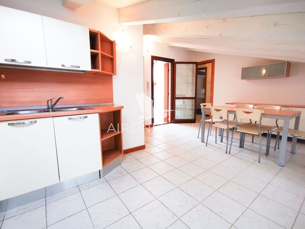 The alternative text...