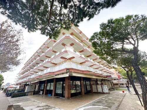 The alternative text...