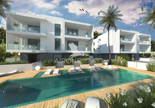 The alternative text...