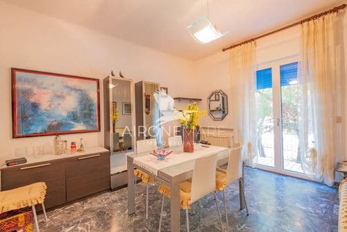 The alternative text...